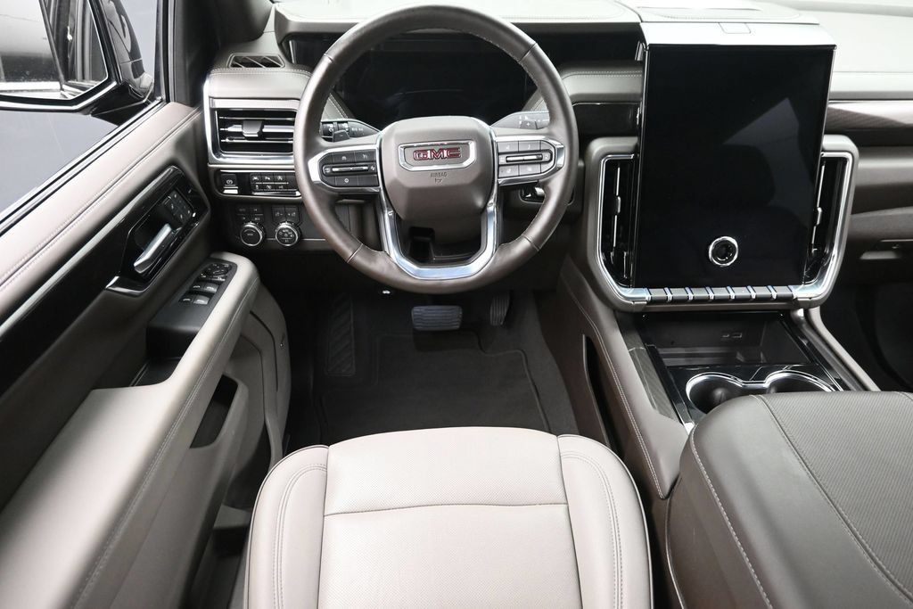 Used 2026 GMC Yukon XL Elevation AWD/4WD image 16