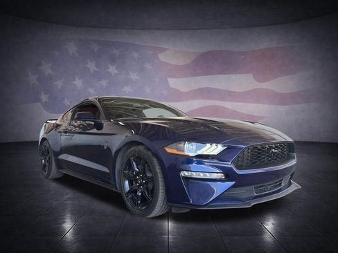 Used 2020 Ford Mustang Coupe w/ Black Accent Package RWD image 7