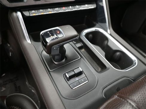 Used 2023 GMC Sierra 1500 Denali w/ Denali Reserve Package image 13