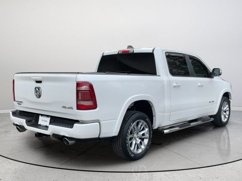 Used 2019 RAM 1500 Laramie AWD/4WD image 7