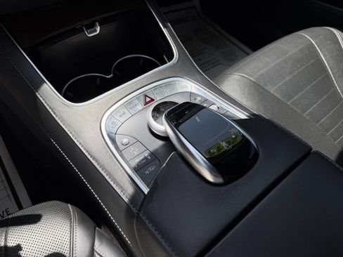 Used 2015 Mercedes-Benz S 550 Sedan image 16