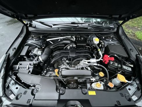 Certified 2024 Subaru Crosstrek 2.5i Limited AWD/4WD image 14