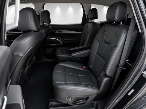 Used 2022 Kia Telluride EX w/ EX Premium Package AWD/4WD image 11