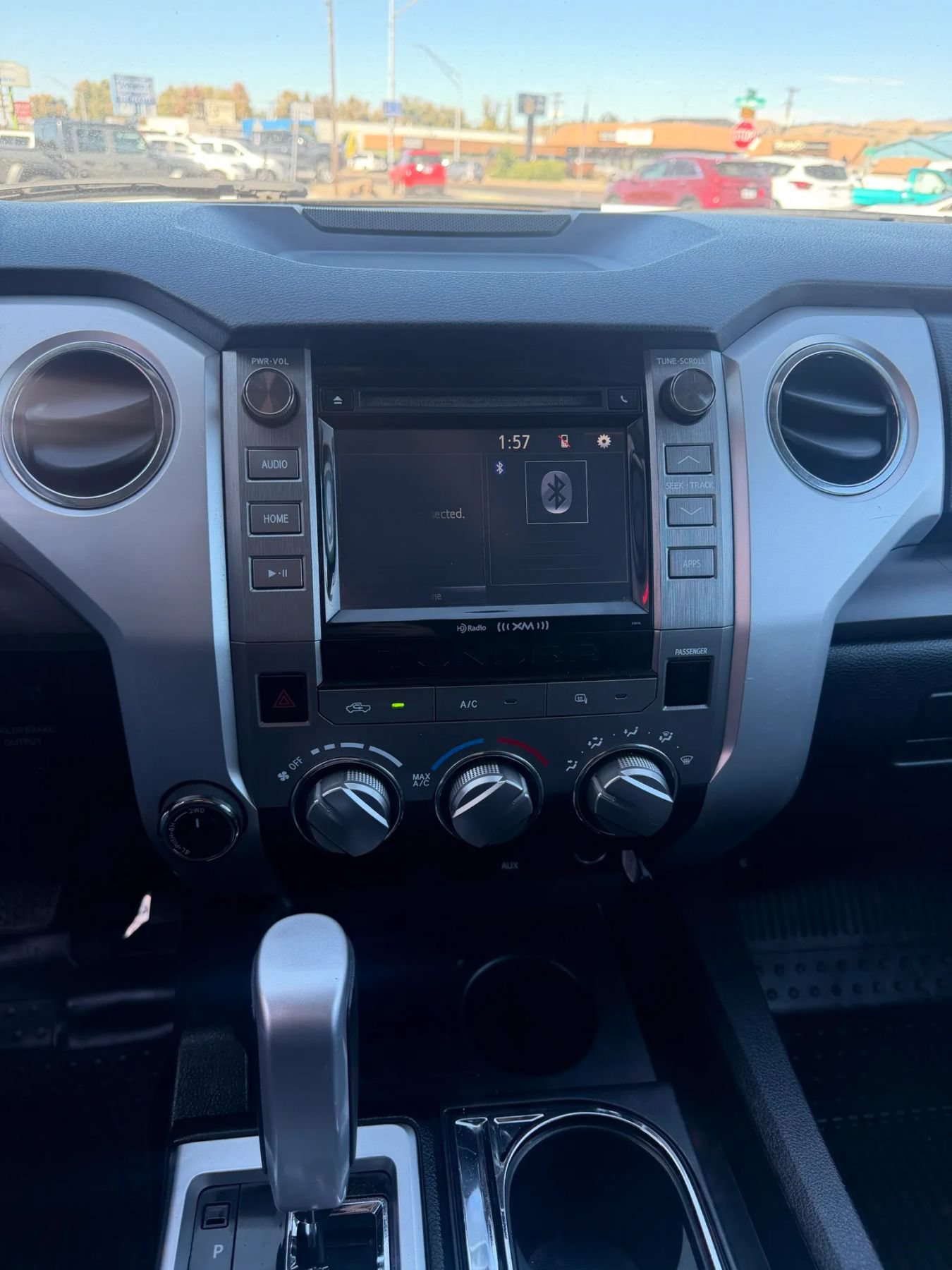 Used 2017 Toyota Tundra SR5 AWD/4WD image 26