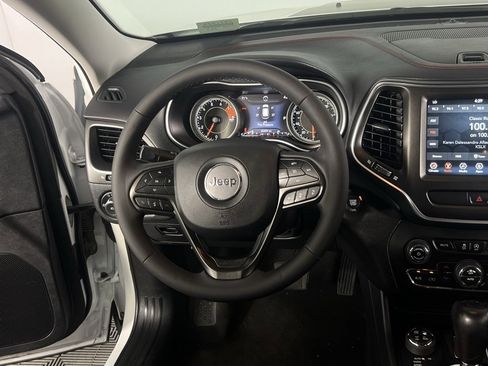 Certified 2022 Jeep Cherokee Trailhawk w/ Technology Group B image 12