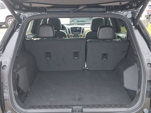 Used 2023 Chevrolet Equinox Premier FWD image 25