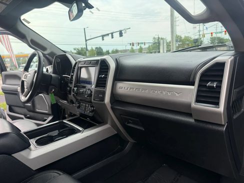 Used 2020 Ford F250 Lariat w/ Lariat Value Package AWD/4WD image 24