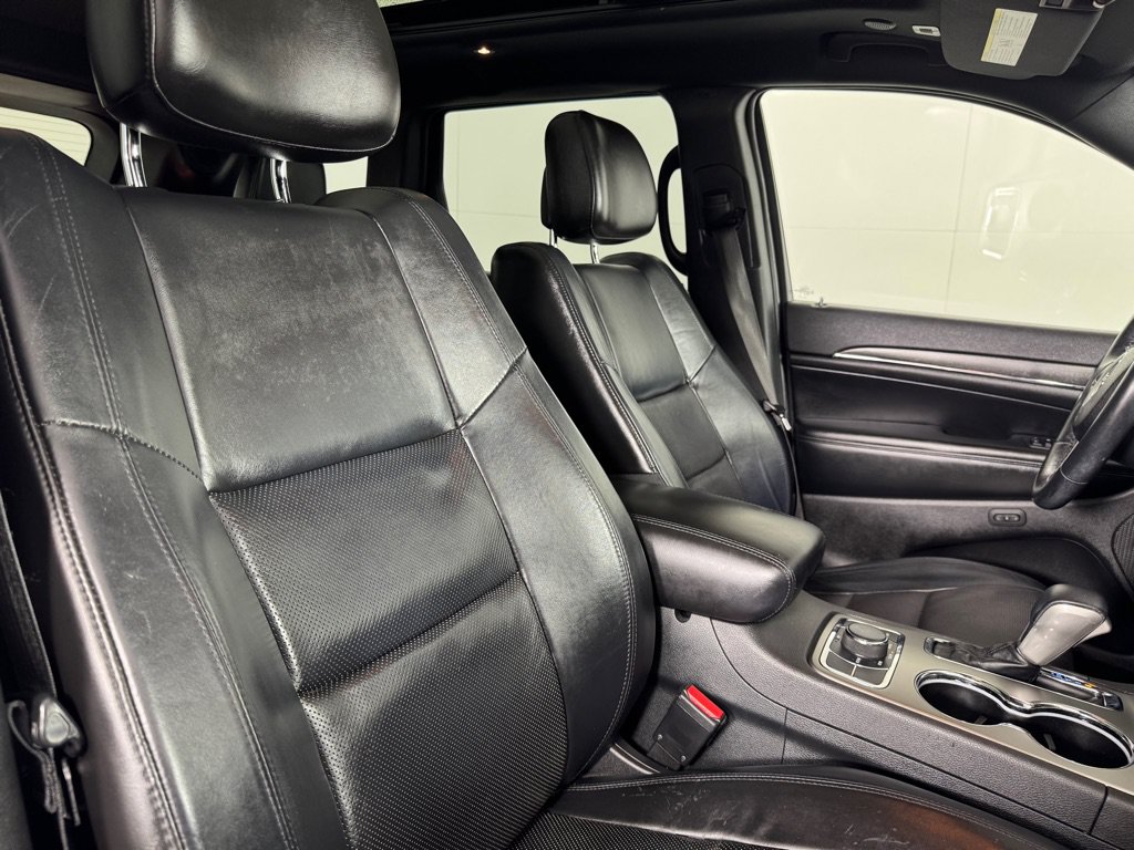Used 2018 Jeep Grand Cherokee Limited w/ Luxury Group II AWD/4WD image 28