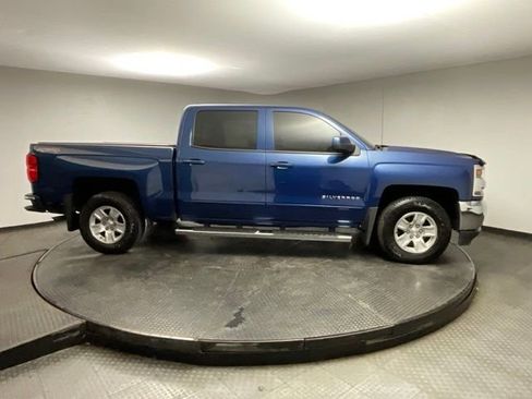 Certified 2017 Chevrolet Silverado 1500 LT w/ All Star Edition AWD/4WD image 9