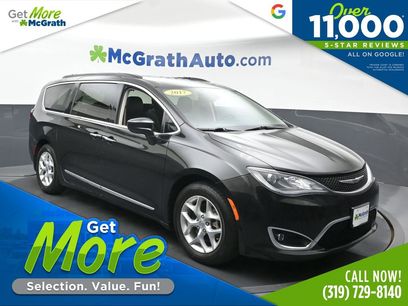 Used 2017 Chrysler Pacifica Touring-L w/ Tire & Wheel Group