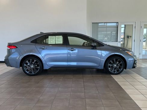 Certified 2026 Toyota Corolla SE FWD image 3