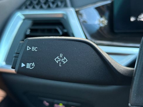 Certified 2024 BMW X5 xDrive50e w/ Premium Package image 31