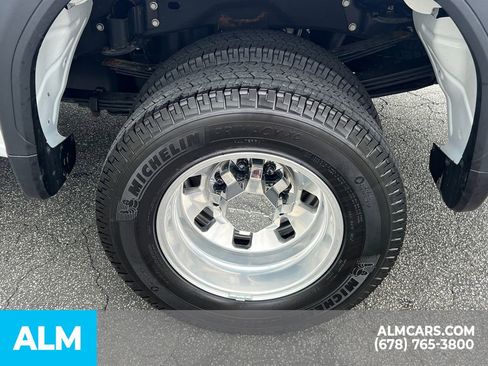 Used 2024 GMC Sierra 3500 Denali image 24