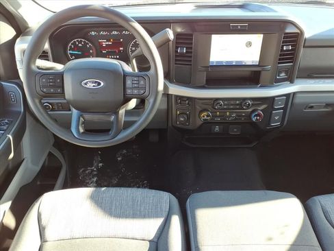 New 2026 Ford F350 XLT w/ 360-Degree Camera Package image 17