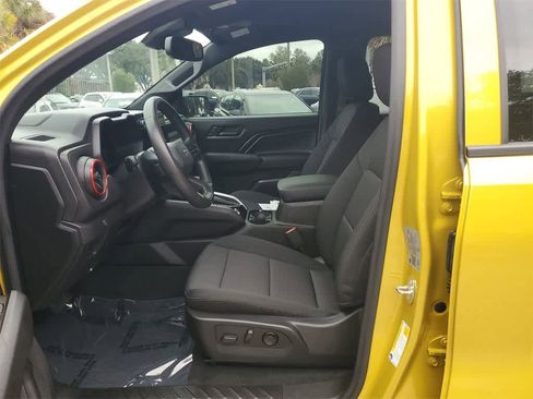 Used 2023 Chevrolet Colorado Trail Boss w/ Technology Package image 22