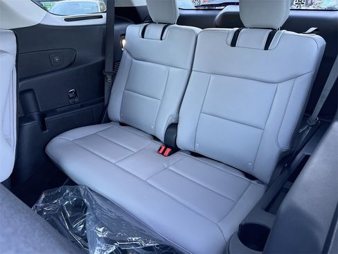 New 2026 Ford Explorer Active w/ Active Comfort Package image 19