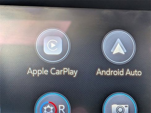 Used 2022 GMC Acadia Denali w/ Denali Technology Package image 23