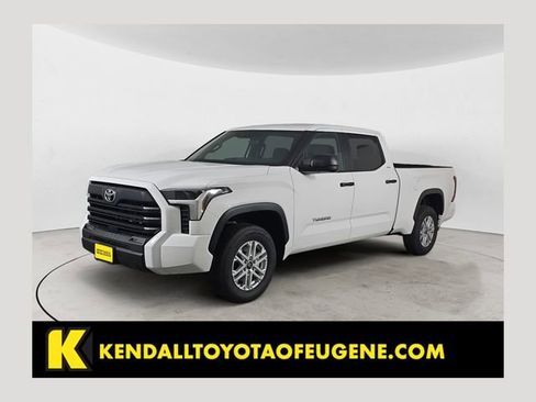 Certified 2025 Toyota Tundra SR5 AWD/4WD image 1