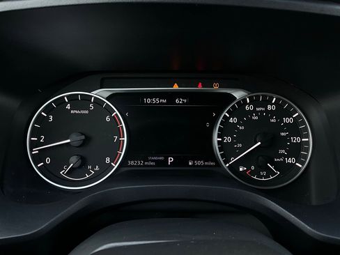 Used 2025 Nissan Rogue SV image 37