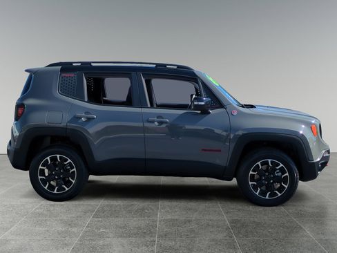 Used 2023 Jeep Renegade Trailhawk image 6