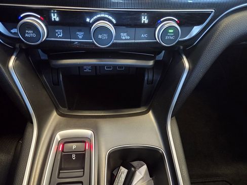 Certified 2022 Honda Accord Sport image 34