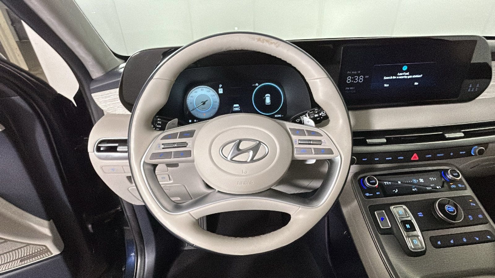 Used 2024 Hyundai Palisade Calligraphy FWD image 17