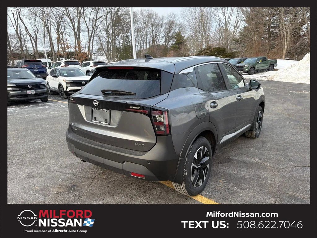 Used 2026 Nissan Kicks SV w/ Cold Weather Package AWD/4WD image 4