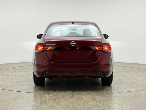Used 2025 Nissan Sentra SV image 7