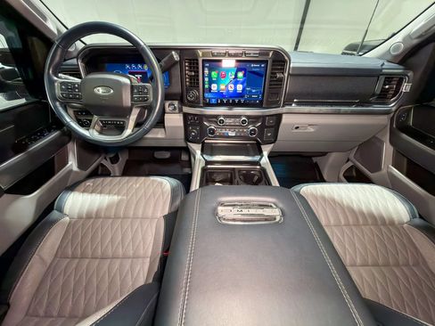 Used 2024 Ford F250 Limited AWD/4WD image 16