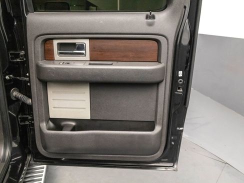 Used 2014 Ford F150 King Ranch w/ King Ranch Luxury Package image 35