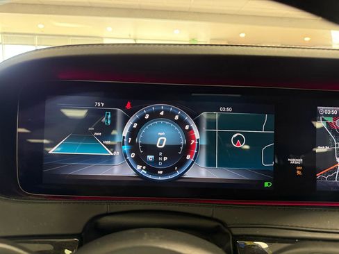 Used 2018 Mercedes-Benz S 560 4MATIC Sedan w/ AMG Line Exterior image 26