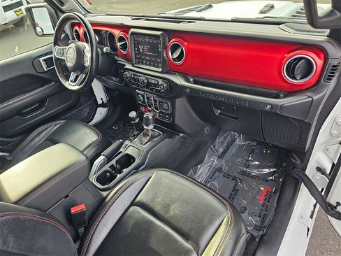 Used 2021 Jeep Wrangler Unlimited Rubicon w/ Uconnect 4C Nav & Sound Group image 16