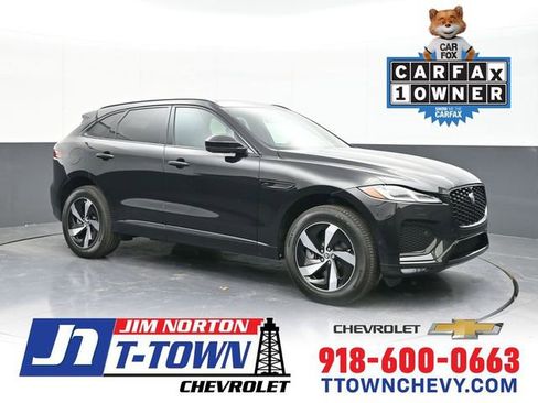 Used 2026 Jaguar F-PACE R-Dynamic S image 1