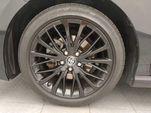 Used 2019 Toyota Camry SE FWD image 31