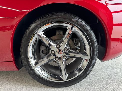 Used 2012 Chevrolet Corvette Coupe w/ 2LT Preferred Equipment Group RWD image 27