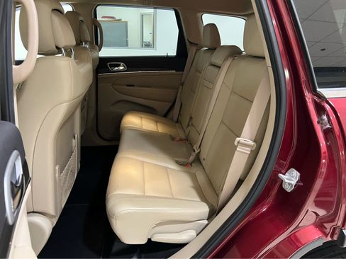 Used 2021 Jeep Grand Cherokee Limited image 13