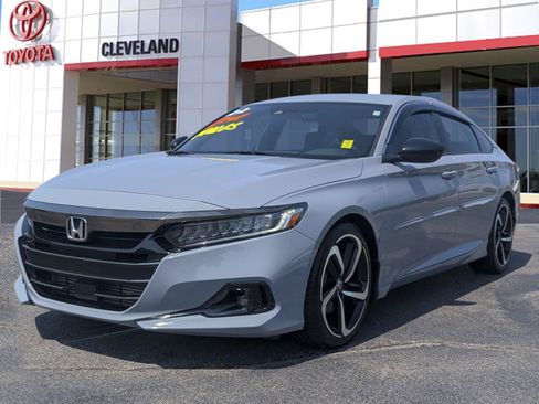 Used 2022 Honda Accord Sport image 5