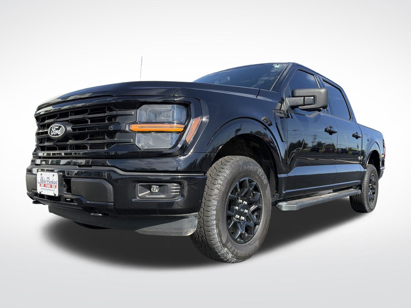 Used 2024 Ford F150 XLT w/ XLT Black Appearance Package AWD/4WD image 2