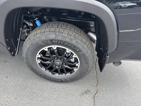 New 2026 Toyota Tundra SR5 AWD/4WD image 12