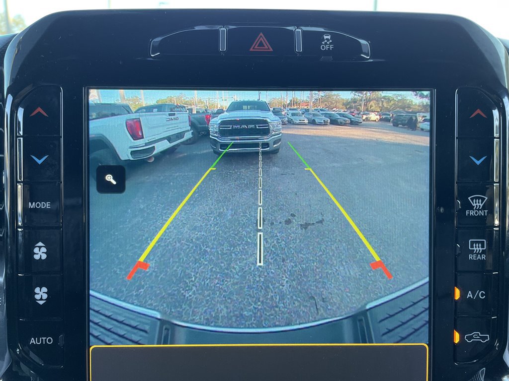 Used 2022 RAM 3500 Laramie AWD/4WD image 29