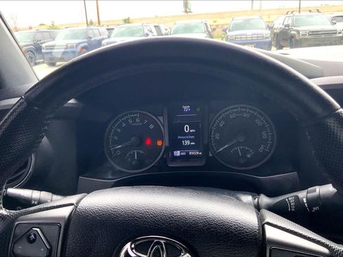 Used 2021 Toyota Tacoma TRD Off-Road AWD/4WD image 26