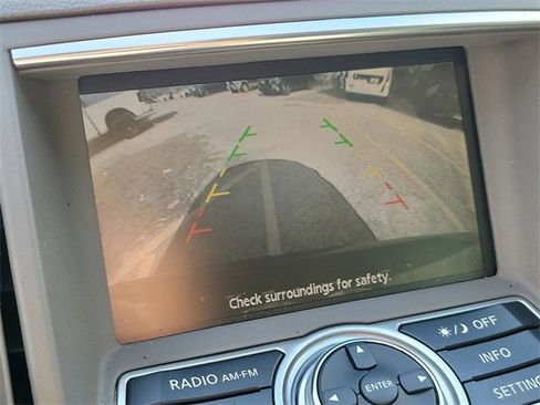 Used 2015 INFINITI Q40 w/ Moonroof Package image 24