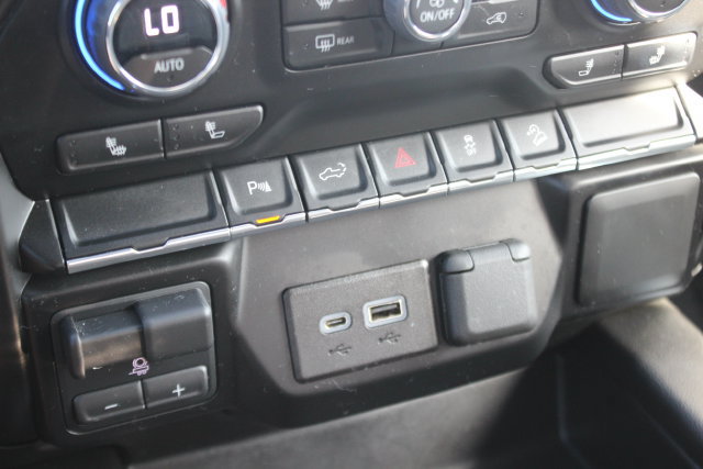 Used 2023 Chevrolet Silverado 3500 LT w/ All Star Edition AWD/4WD image 9