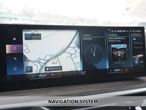 Used 2023 BMW X7 xDrive40i w/ Premium Package image 3