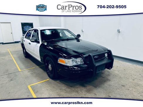 Used 2011 Ford Crown Victoria Police Interceptor image 1