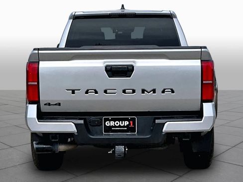 Used 2024 Toyota Tacoma TRD Off-Road AWD/4WD image 5