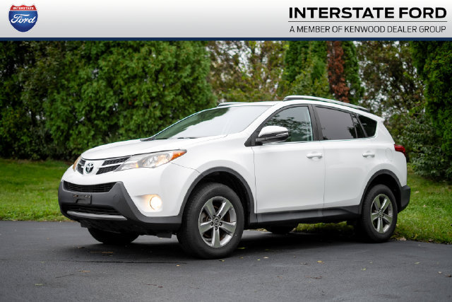 Used 2015 Toyota RAV4 XLE FWD image 1