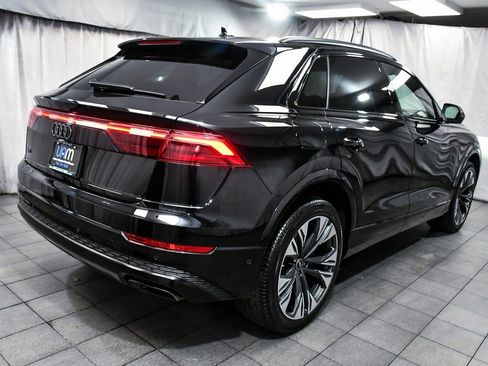 Used 2025 Audi Q8 Premium w/ Black Optic Package image 6