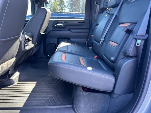 Used 2024 GMC Sierra 2500 AT4 w/ AT4 Premium Plus Package image 34