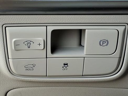 New 2026 Hyundai Tucson Limited FWD image 24